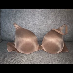 Victoria Secret Seamless Push-Up bra